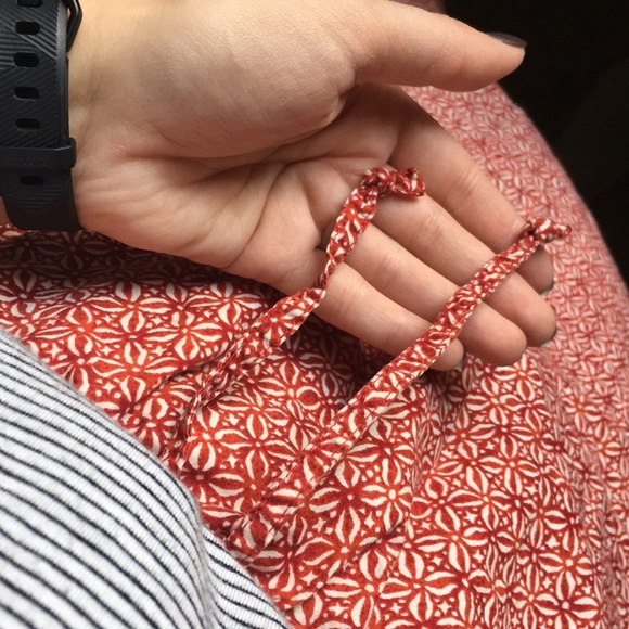 Vintage style lightweight red patterned skirt - Picture 3 of 5